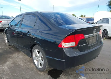 2010 Honda Civic Lx-S z USA, uszkodzony, nr VIN 19XFA1F68AE041459